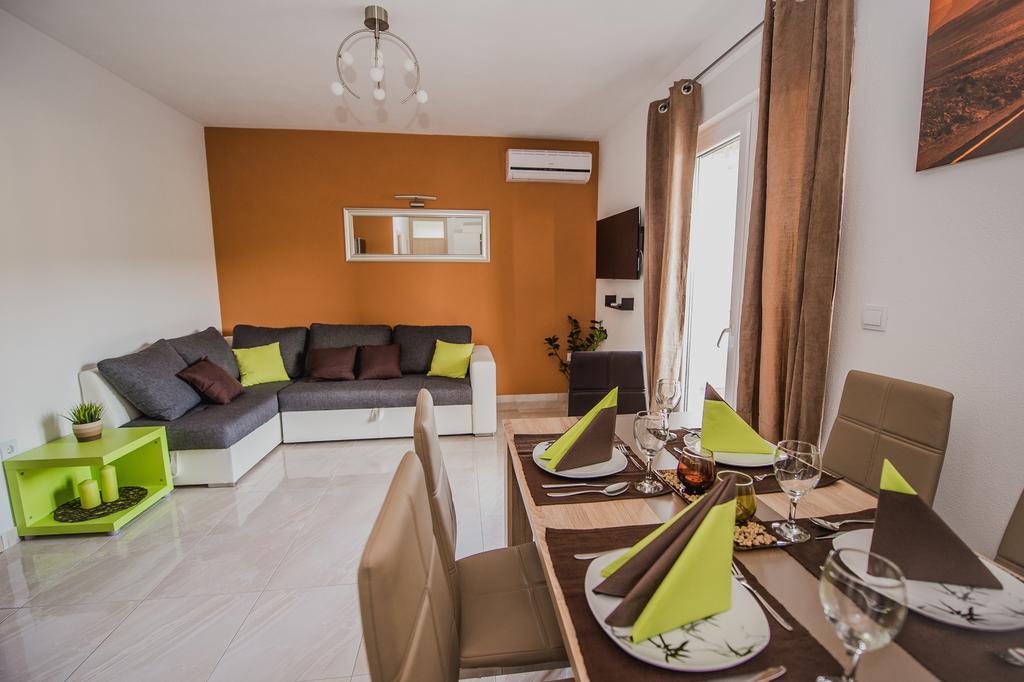 Apartments Villa Monique Rogoznica  Quarto foto